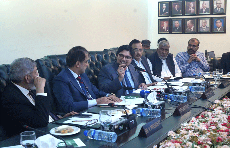 Dr Hussain Mohiuddin Qadri Addresses LCCI on Islamic Economy