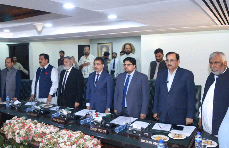 Dr Hussain Mohiuddin Qadri Addresses LCCI on Islamic Economy