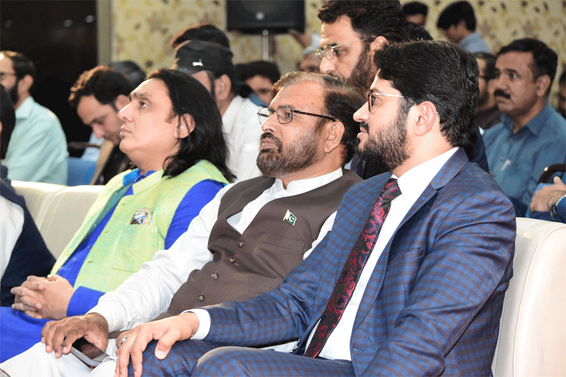 Dr. Hussain Qadri Addresses Alumni Reunion