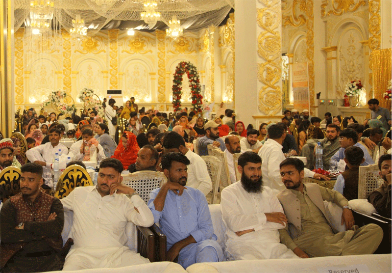Dr Hussain Qadri Addresses Mass Wedding Host by MWF