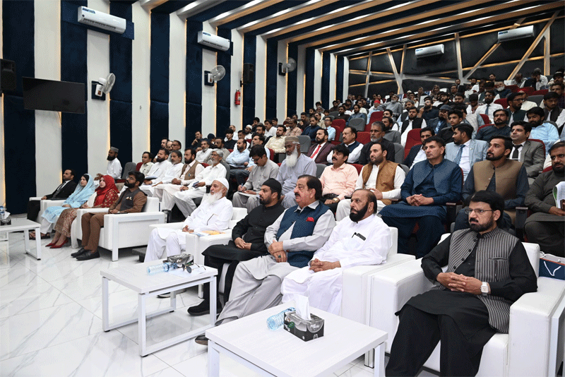 Dr. Hussain Qadri Addresses Modern Educational Challenges