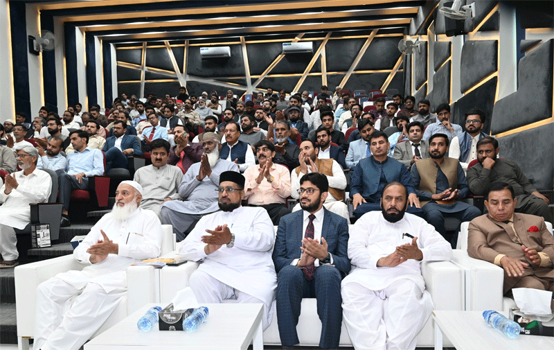 Dr. Hussain Qadri Addresses Modern Educational Challenges