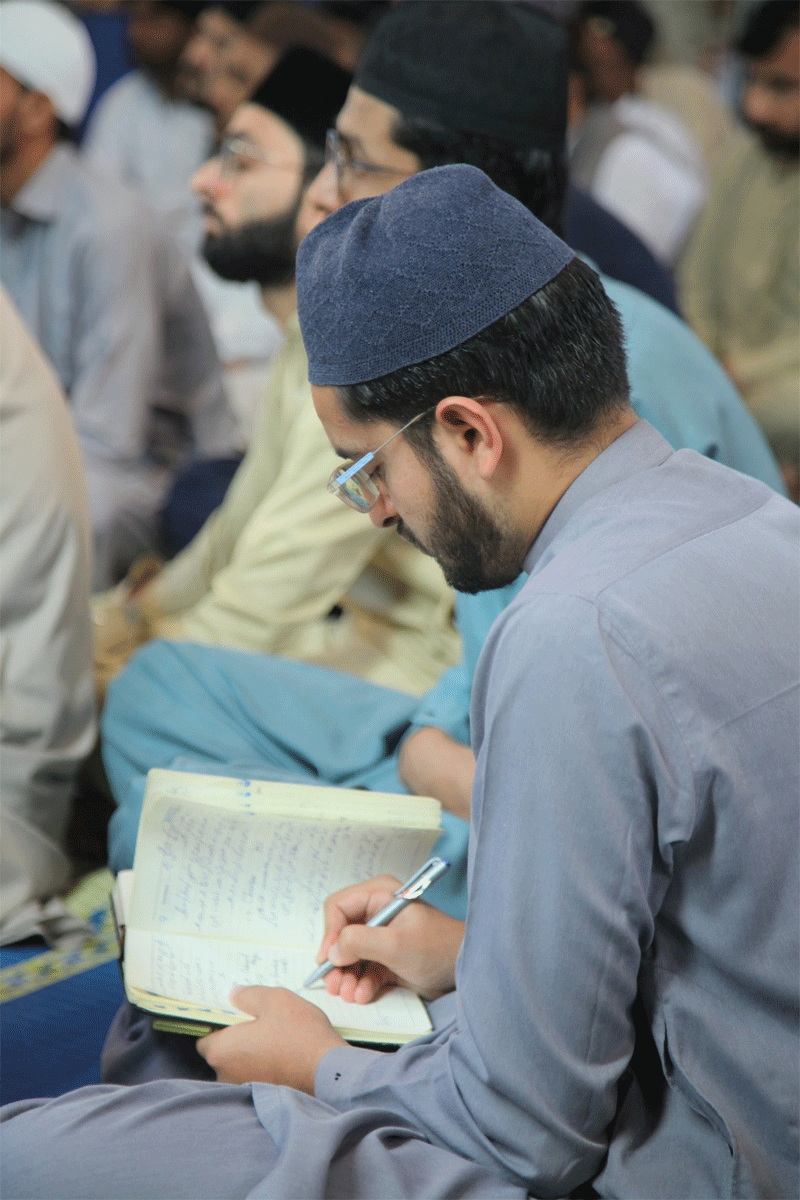 Dr Hussain Mohi ud Din Qadri Addresses Rising Trend of Atheism