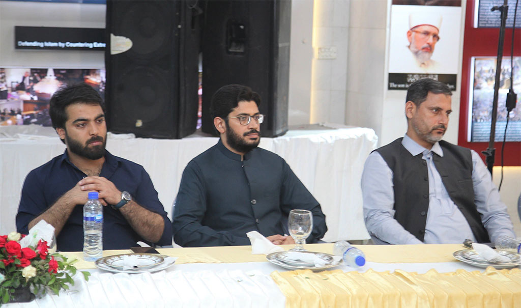Dr Hussain Qadri Addresses Traders Dinner Hosted by Awami Tajir Ittehad 2026