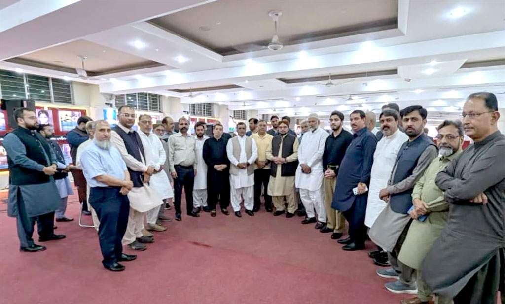 Dr Hussain Qadri Addresses Traders Dinner Hosted by Awami Tajir Ittehad 2026