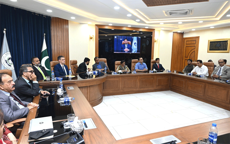 Dr Hussain Qadri Meets World Bank Delegation Washington DC