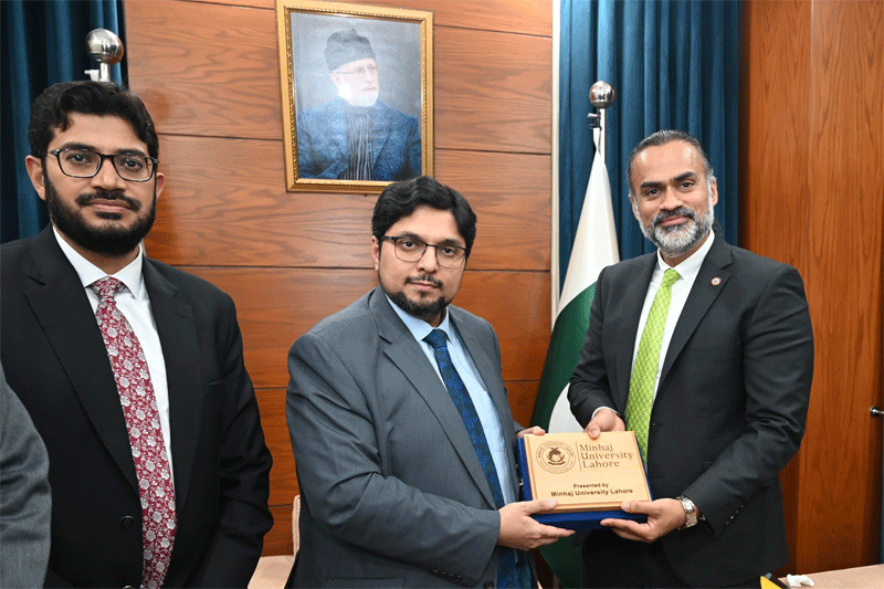 Dr Hussain Qadri Meets World Bank Delegation Washington DC