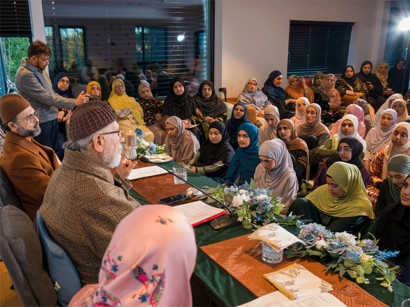Dr Tahir ul Qadri Addresses Women Forum Norway