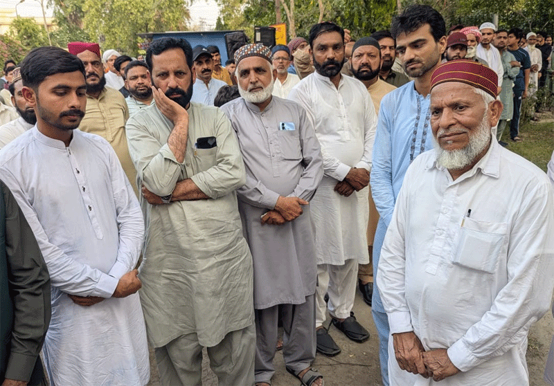 Funeral Prayer of MQI Worker Master Mahmood Tariq Qadri
