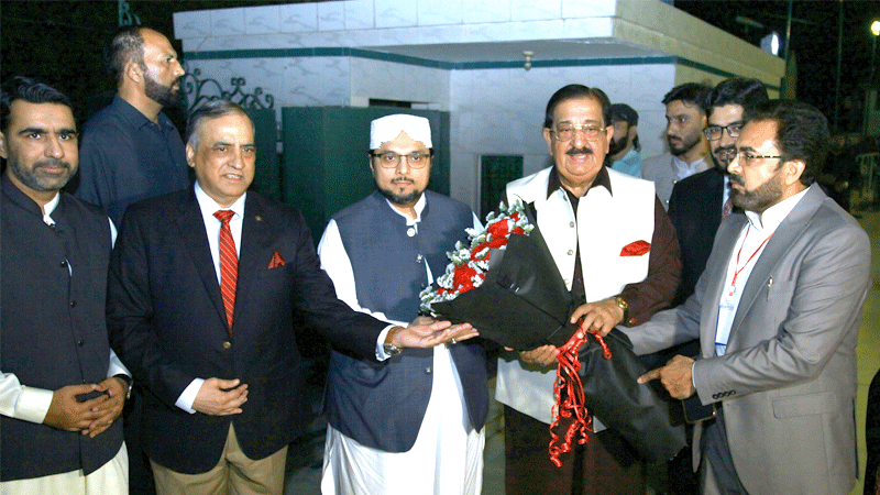 Minhajians Welcomes Dr Hussain Qadri at UNESCO Chair Ceremony