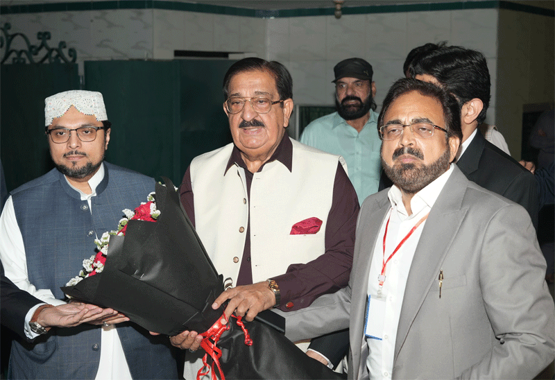 Minhajians Welcomes Dr Hussain Qadri at UNESCO Chair Ceremony