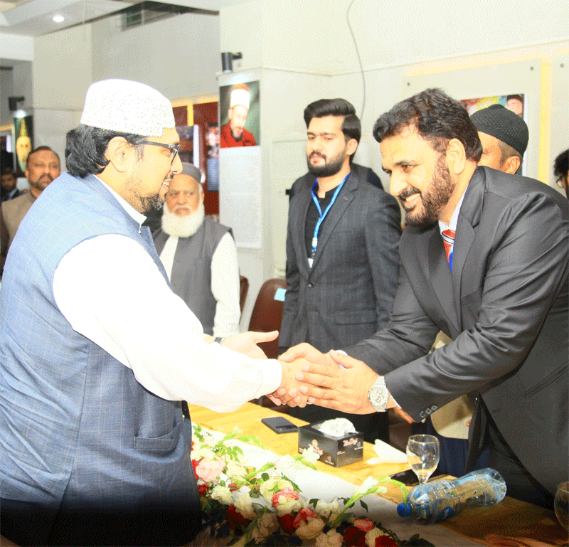 Minhajians Welcomes Dr Hussain Qadri at UNESCO Chair Ceremony