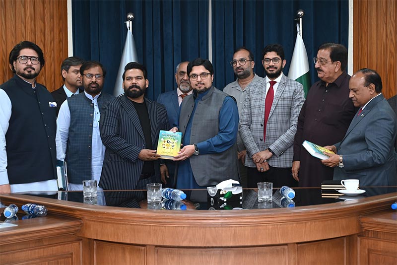 Prof Dr Hussain Mohi ud Din Qadri Meets Parliamentary Delegation