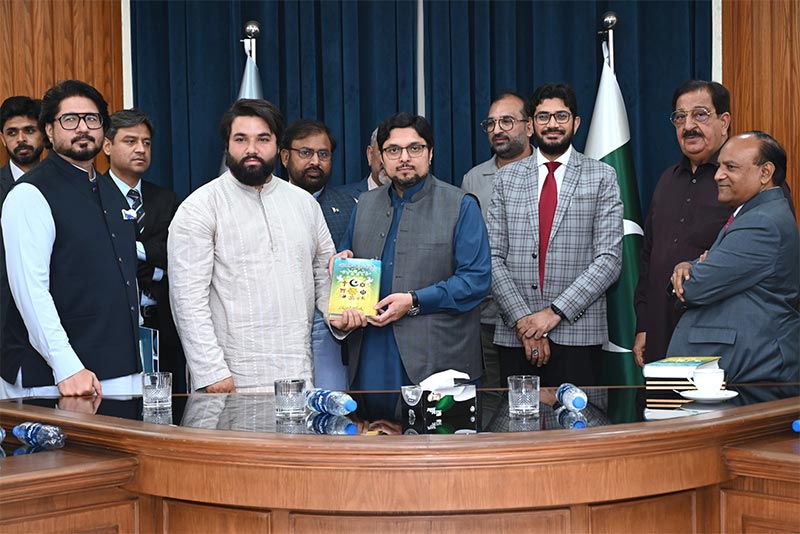 Prof Dr Hussain Mohi ud Din Qadri Meets Parliamentary Delegation