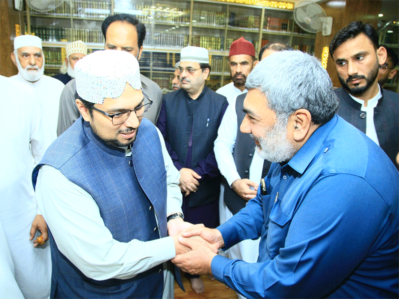 Prof Dr Hussain Qadri Friday Praying and workers meeting
