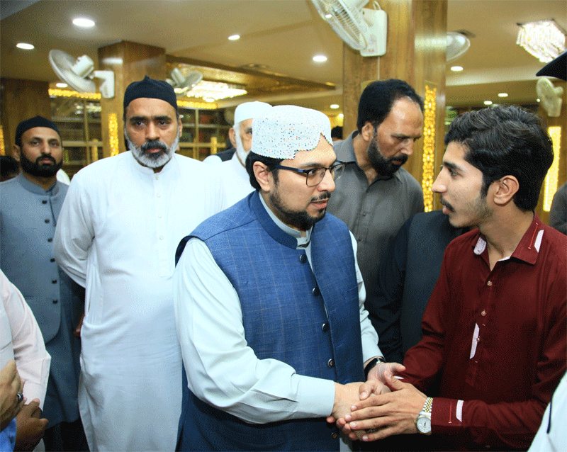 Prof Dr Hussain Qadri Friday Praying and workers meeting