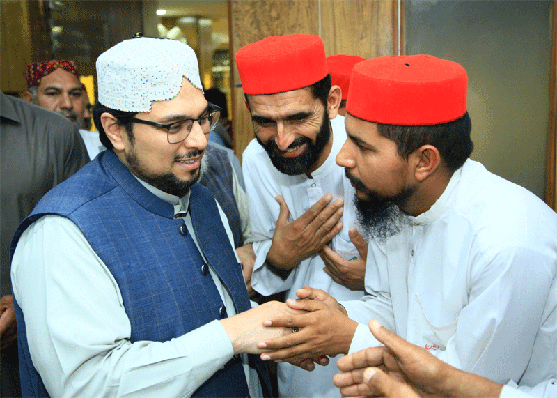 Prof Dr Hussain Qadri Friday Praying and workers meeting