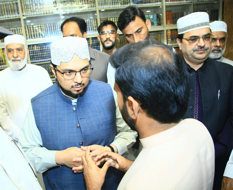 Prof Dr Hussain Qadri Friday Praying and workers meeting