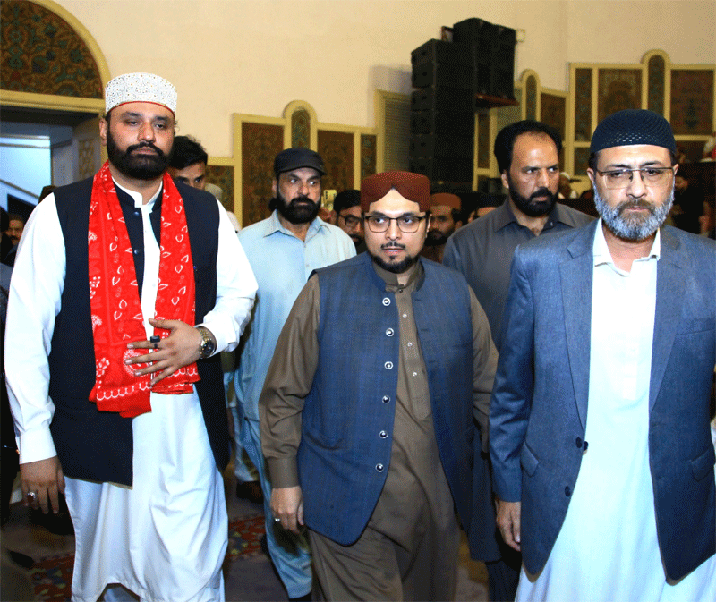 Prof Dr Hussain Qadri Meets Ullama Ewan e Iqbal Condolence Reference