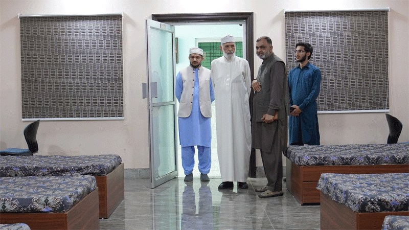 Senior MQI UK Leader Visits Aghosh Complex