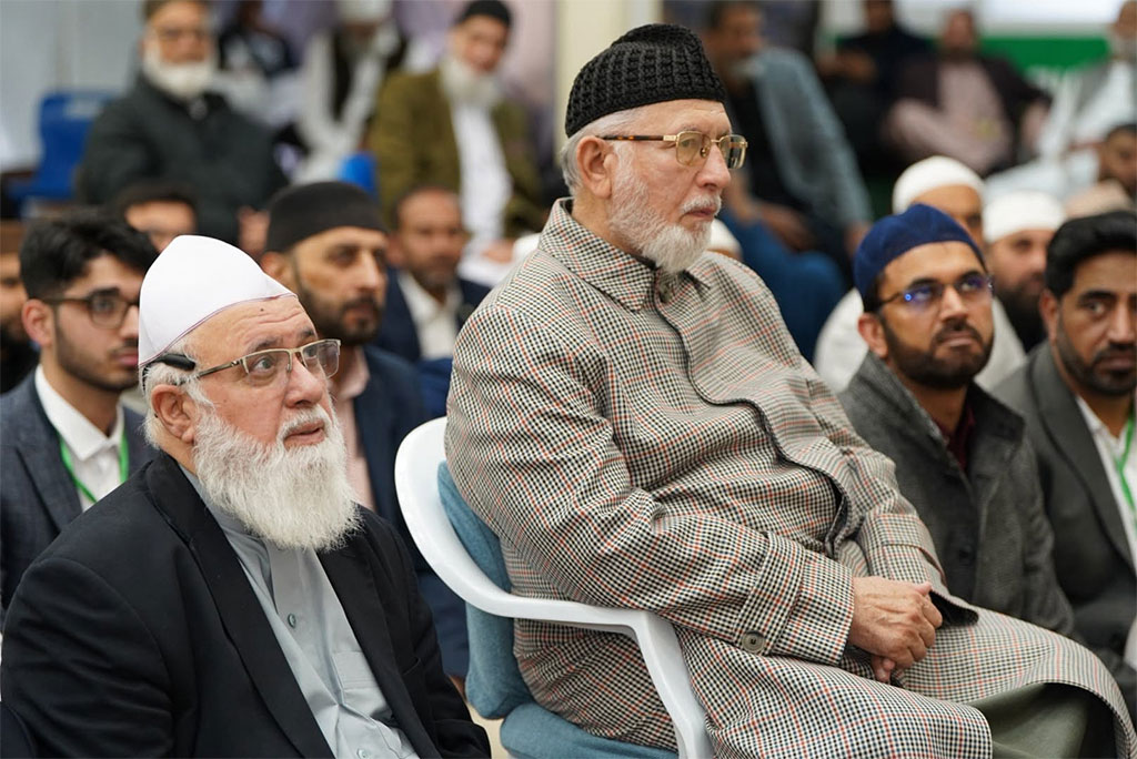 UK: Shaykh-ul-Islam Dr Muhammad Tahir-ul-Qadri Attends Jummah at Bobbers Mill Community Centre