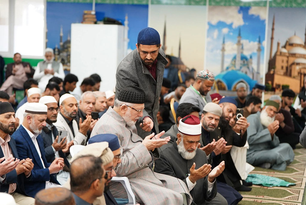 UK: Shaykh-ul-Islam Dr Muhammad Tahir-ul-Qadri Attends Jummah at Bobbers Mill Community Centre