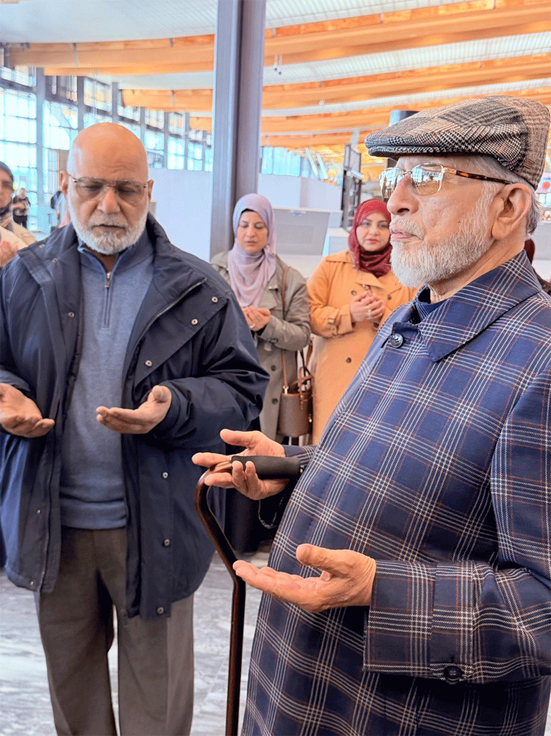 Shaykh ul Islam Concludes Successful Norway Visit