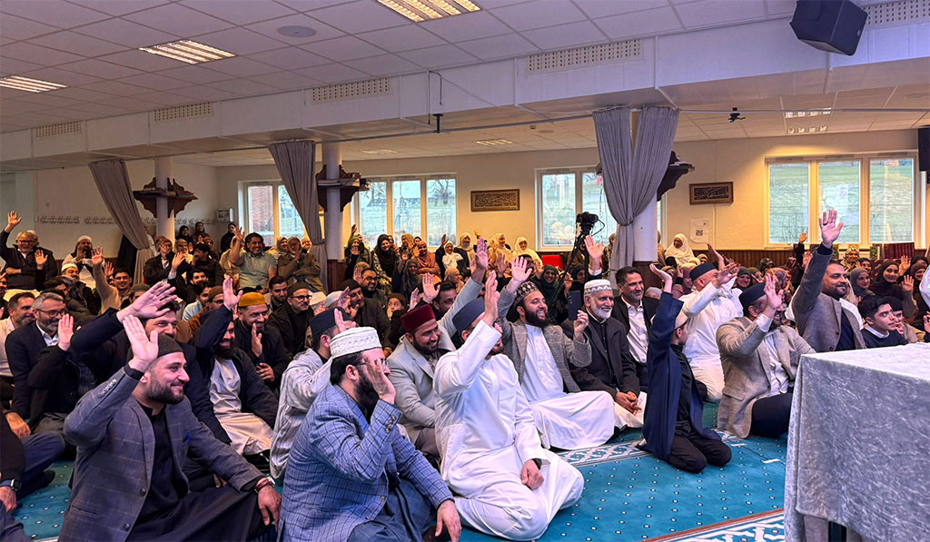 Shaykh ul Islam presides Mee -& Greet with MQI Denmark in Oslo 2026