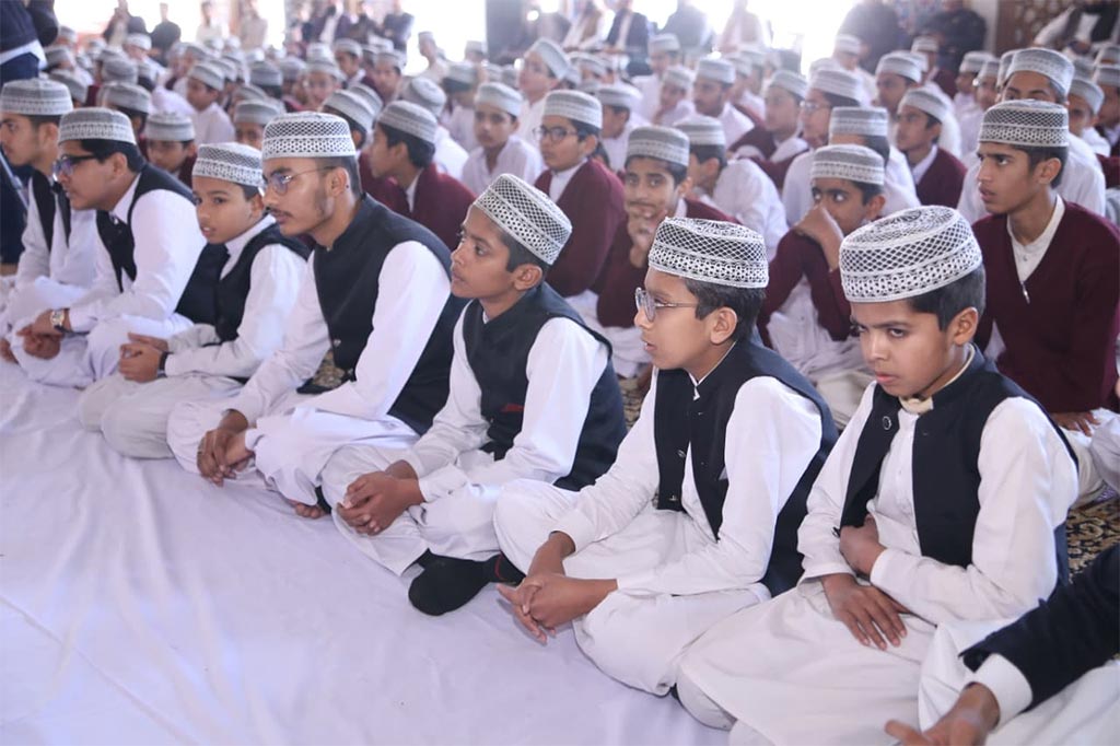 آغوش کمپلیکس لاہور میں شیخ الاسلام ڈے کے موقع پر آٹھویں سالانہ قومی محفلِ حسنِ قراءت