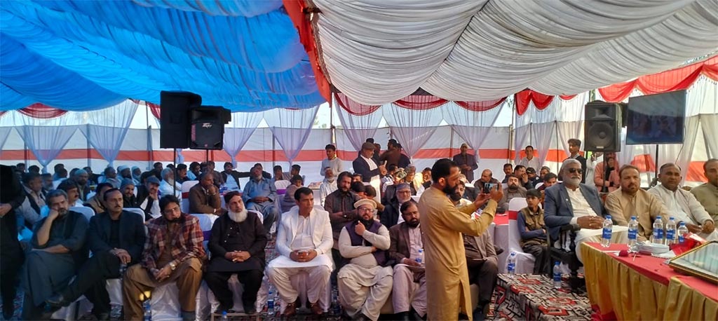 Khurram Nawaz Gandapur addressing Sheikh-ul-Islam Conference and foundation stone ceremony of Islamic Center Alipur Chatha