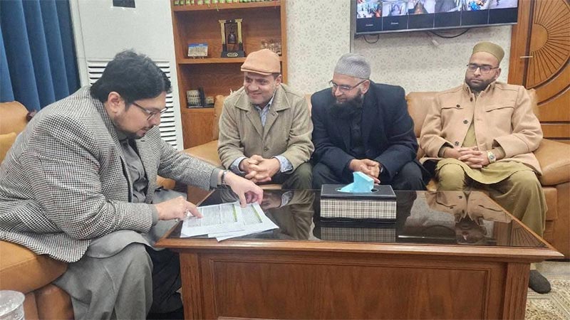 minhaj-asian council delegation meets dr hussain qadri