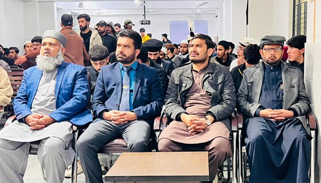 Khurram Nawaz Gandapur delivering personality development lecture at MSM Winter Study Camp 2026