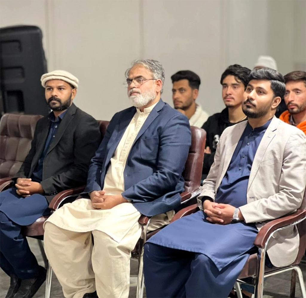 Khurram Nawaz Gandapur delivering personality development lecture at MSM Winter Study Camp 2026