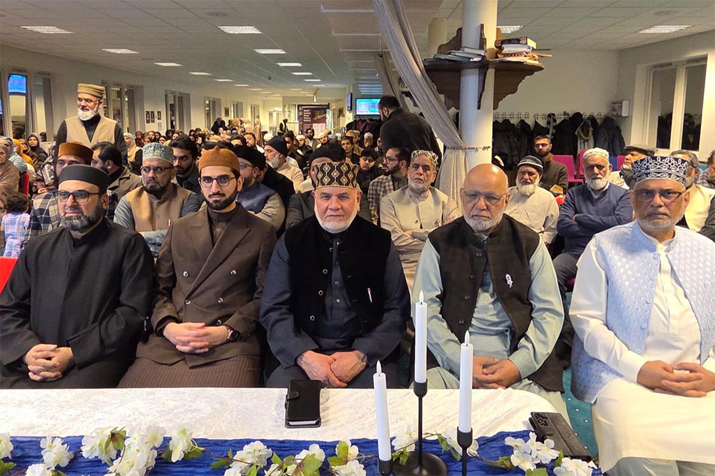 Shaykh Hammad Mustafa al-Madani al-Qadri speaking at Minhaj-ul-Quran Islamic Centre Oslo