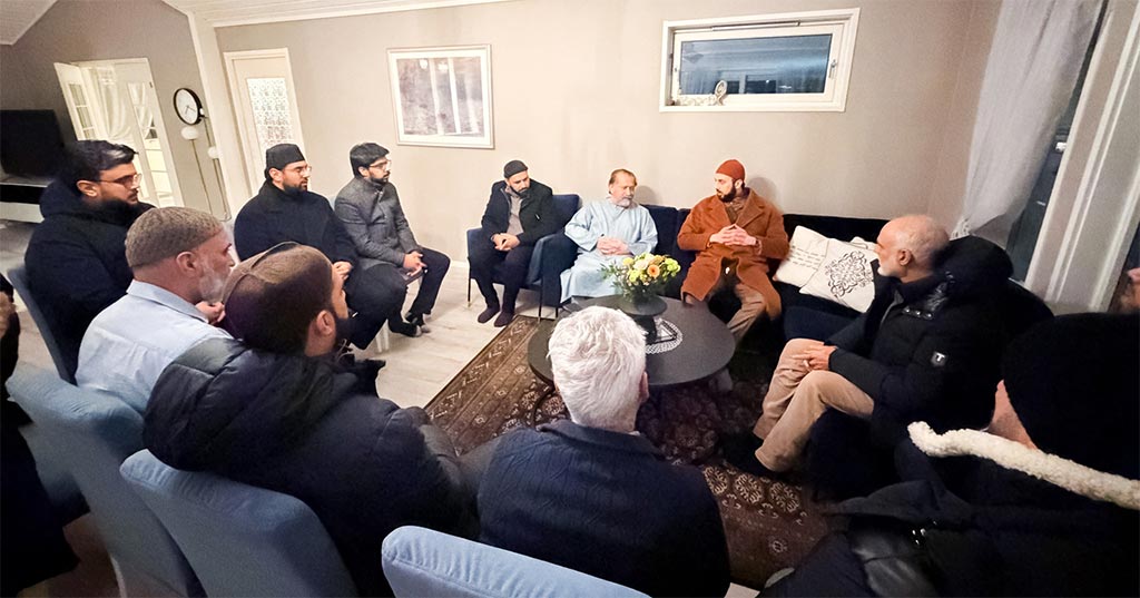 Shaykh Hammad Mustafa Visits Residence of Senior Founding Member in Skjetten, Norway, Offers Condolences
