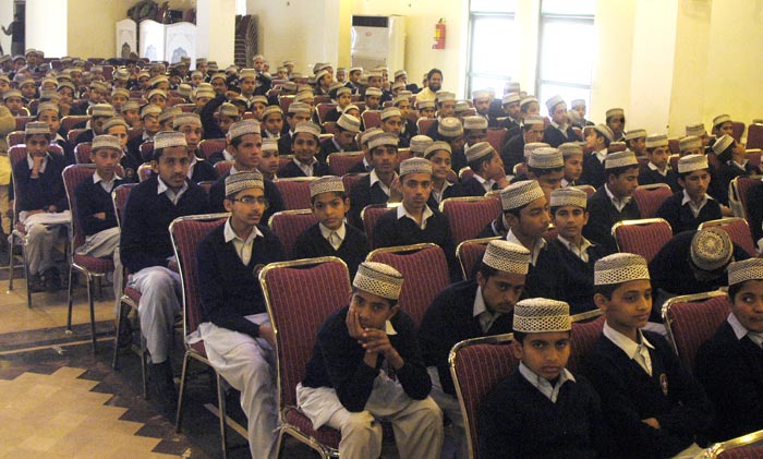 منہاج ماڈل سکول اور تحفیظ القرآن کے زیراہتمام قائد ڈے کی تقریب