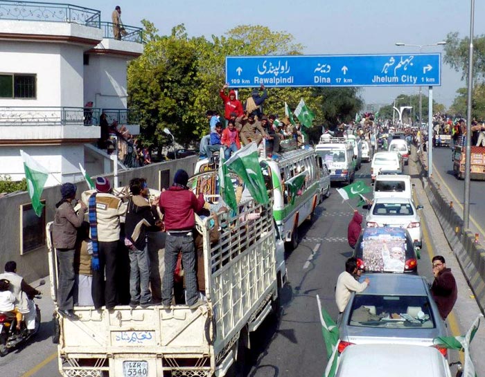 Dr Tahir-ul-Qadri Democracy Long March Pakistan