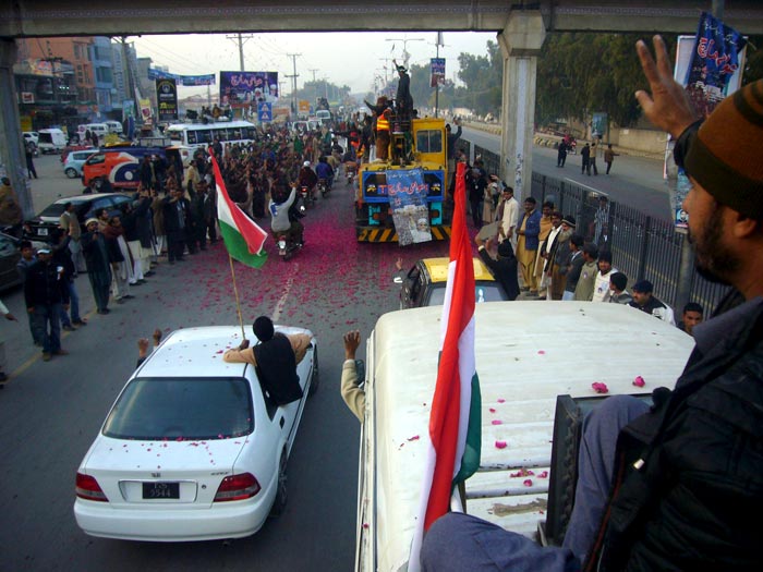 Dr Tahir-ul-Qadri Democracy Long March Pakistan