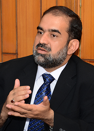 Government pushing people to starvation through its economic policies: Dr Raheeq Abbasi