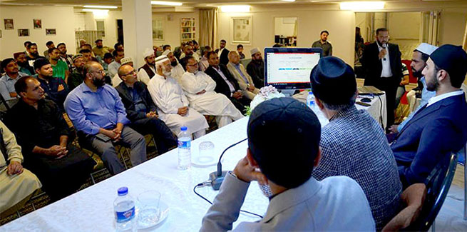 Dr Tahir-ul-Qadri address conference in Malmö