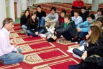 بارسلونا کے مشہور کالج Institut Thau کے طلبہ کا منہاج اسلامک سنٹر بارسلونا کا معلوماتی دورہ