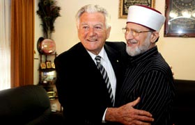 Former Prime Minister of Australia hosts Dr Muhammad Tahir-ul-Qadri