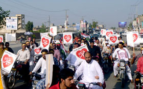 کینٹ ٹاؤن لاہور : عظمت مصطفیٰ (ص) موٹر سائیکل ریلی