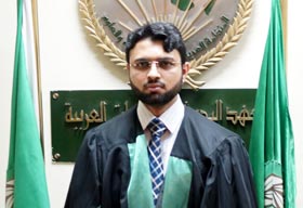 صاحبزادہ ڈاکٹر حسن محی الدین قادری کو اعلیٰ ترین اعزاز کے ساتھ PhD کی تکمیل پر مبارکباد