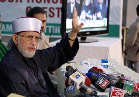 Geo News: Dr Tahir-ul-Qadri presents charter of demands