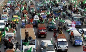 لانگ مارچ، لاکھوں افراد اسلام آباد میں (لمحہ بہ لمحہ)
