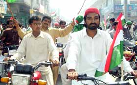 منڈی بہاؤ الدین: پاکستان عوامی تحریک کی موٹر سائیکل ریلی