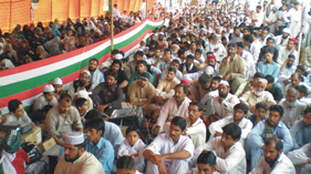 گوجرخان: پاکستان عوامی تحریک کے زیر اہتمام کرپٹ نظام کے خلاف دھرنا