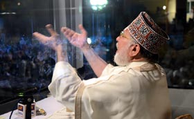 شہراعتکاف 2013 کا اختتامی روز، شیخ الاسلام کی رقت آمیز دعا