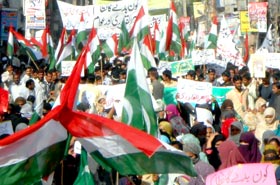 گوجرہ: پاکستان عوامی تحریک کی مہنگائی، بیروزگاری، کرپشن اور دہشت گردی کے خلاف احتجاجی ریلی